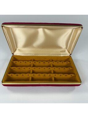 Vintage Mele Velvet Jewelry Box Red & Gold Tone Satin Interior 18 Pair Earrings